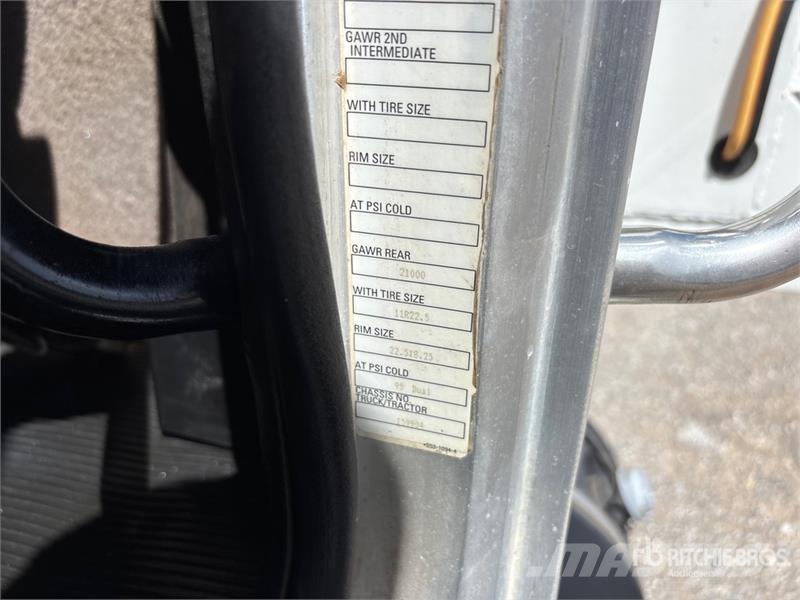 Peterbilt 337 4x2 S/A Dump Truck Kiper kamioni