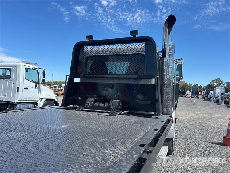 Peterbilt 340 회수 차량