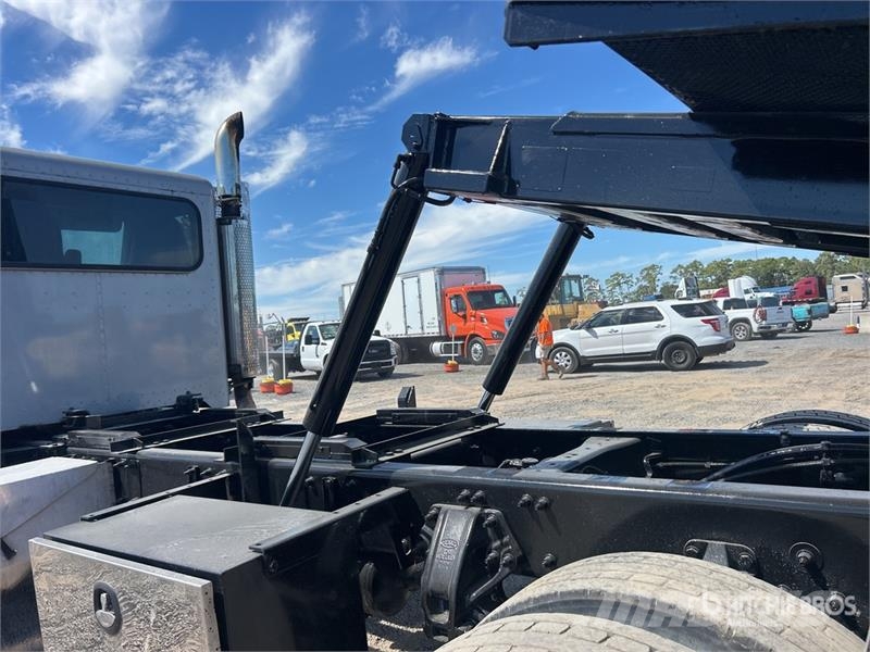Peterbilt 340 회수 차량