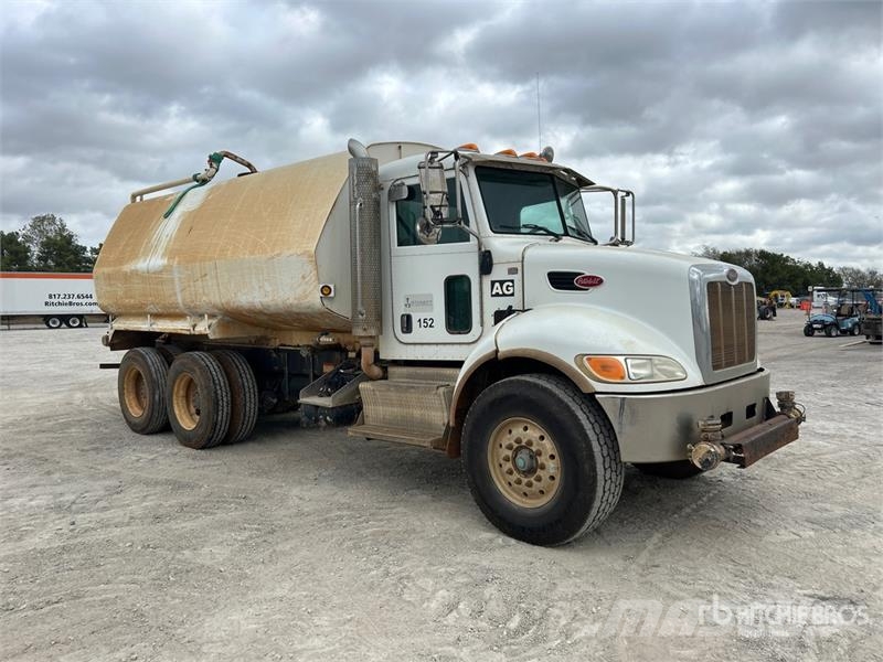 Peterbilt 348 Autocisterne
