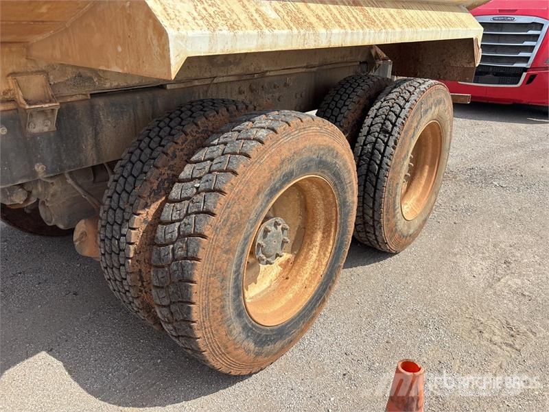 Peterbilt 348 Autocisterne