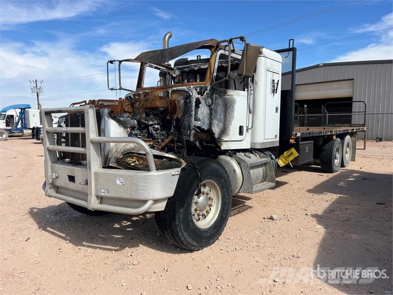 Peterbilt 348 Platte bakwagens