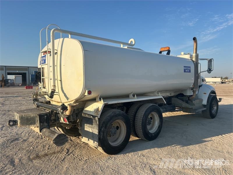 Peterbilt 348 Caminhão-pipa
