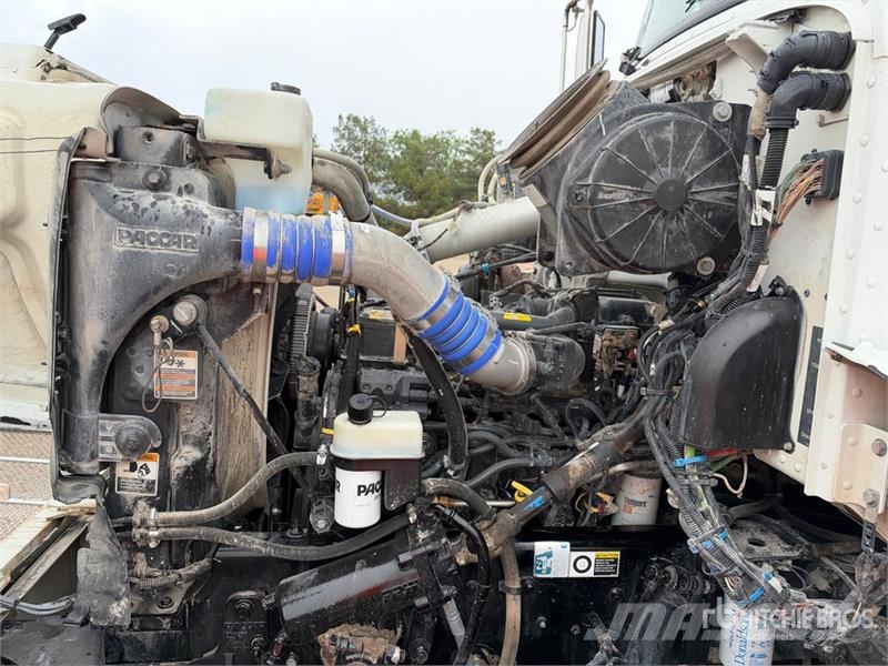 Peterbilt 348 Tankvogne - vand