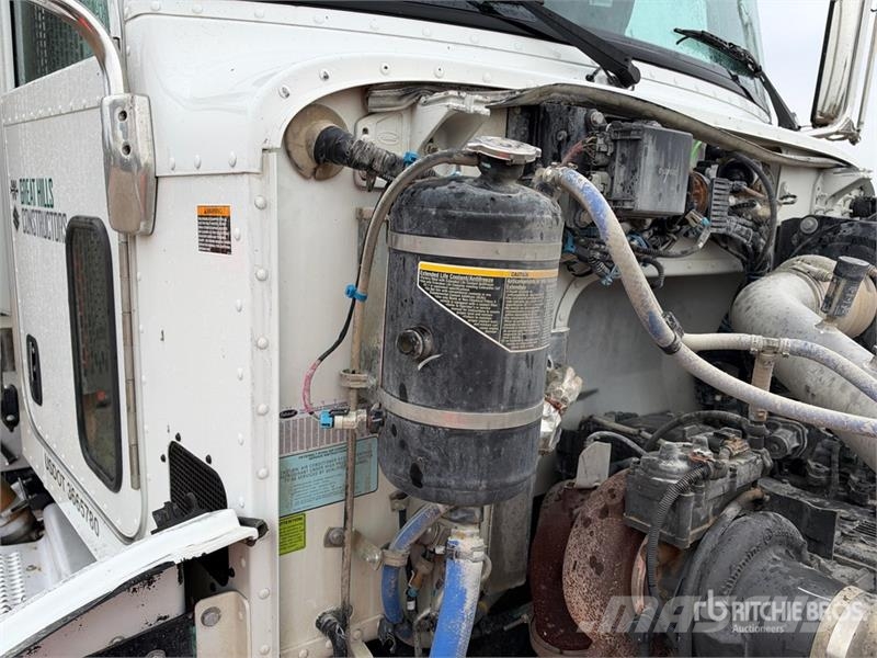 Peterbilt 348 Tankvogne - vand