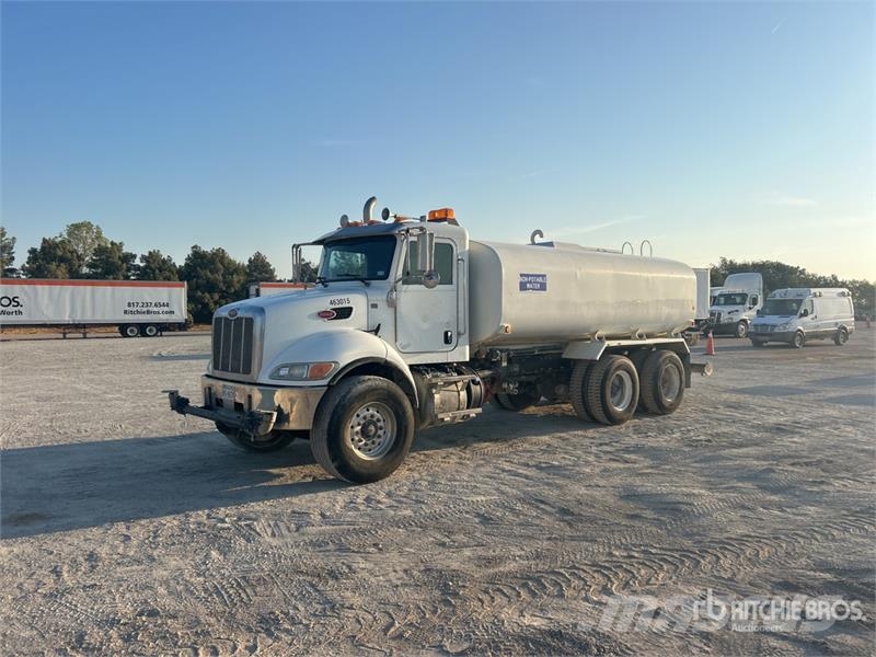 Peterbilt 348 Caminhão-pipa
