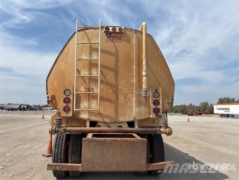 Peterbilt 348 Autocisterne