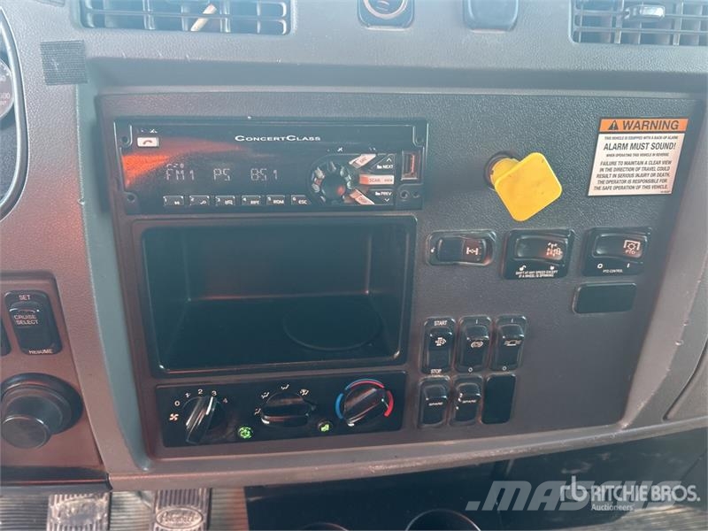 Peterbilt 348 Caminhão-pipa
