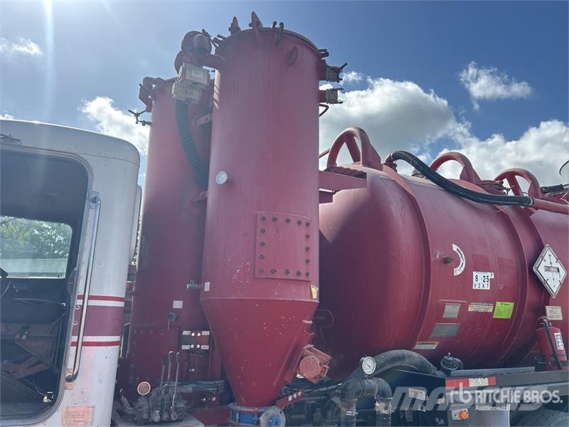 Peterbilt 348 شاحنات مزدوجة / خلخلة