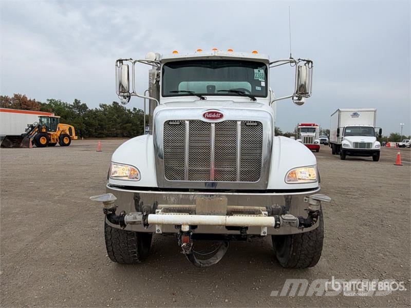 Peterbilt 348 Tankvogne - vand