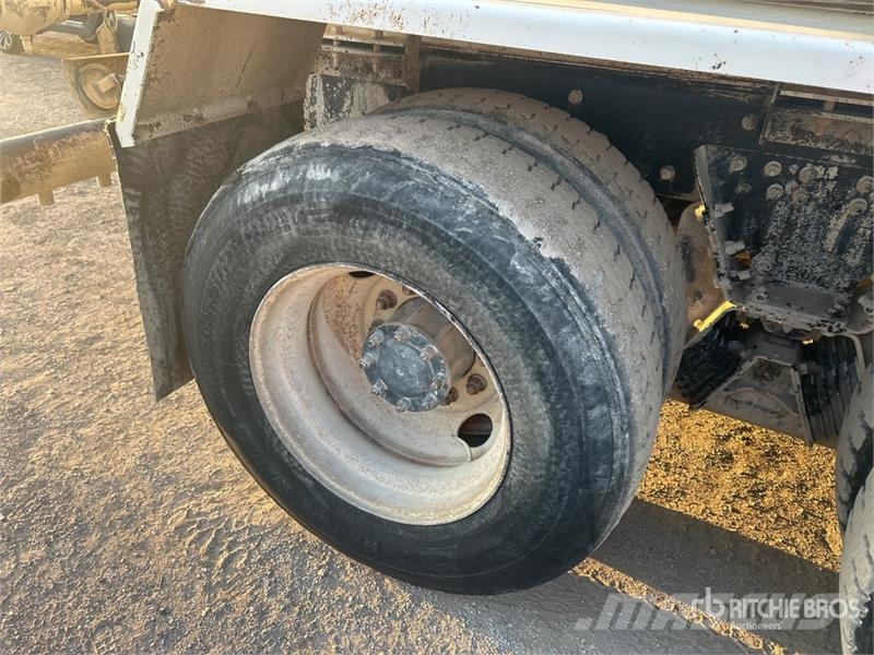 Peterbilt 348 Caminhão-pipa