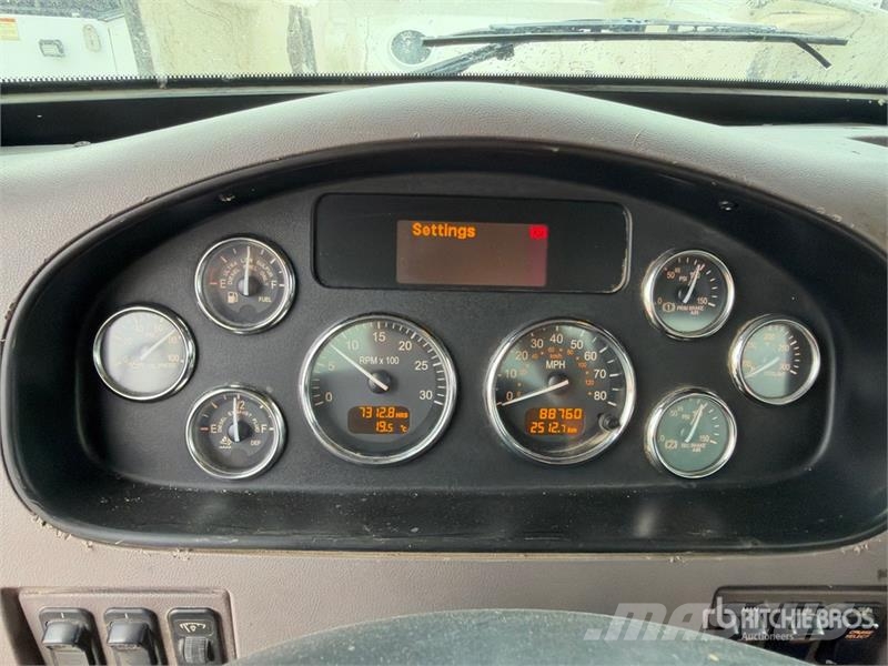 Peterbilt 348 Tankvogne - vand