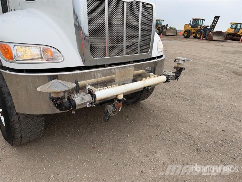 Peterbilt 348 Tankvogne - vand