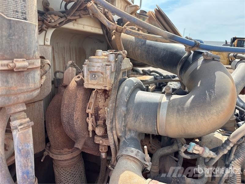Peterbilt 348 Autocisterne