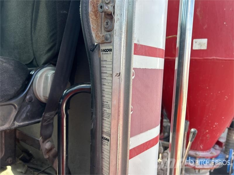 Peterbilt 348 شاحنات مزدوجة / خلخلة