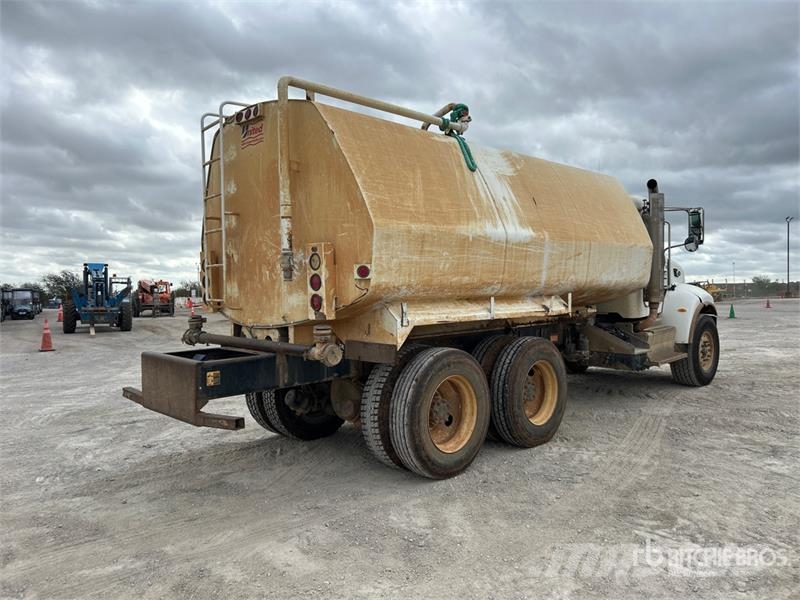 Peterbilt 348 Autocisterne