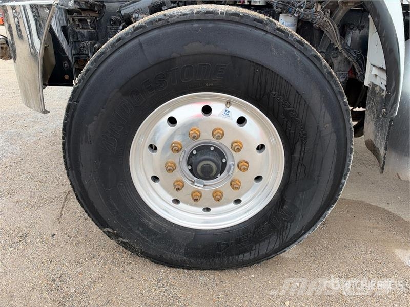 Peterbilt 348 Tankvogne - vand