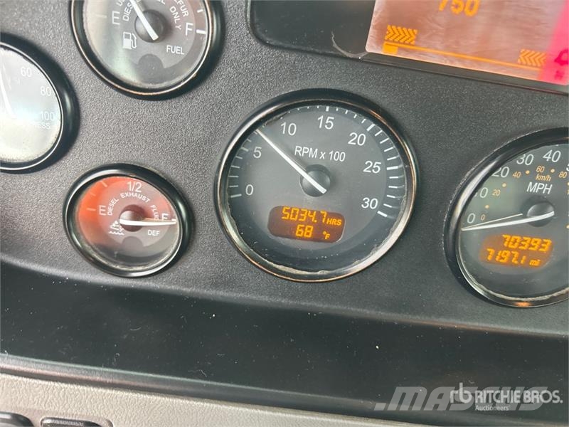 Peterbilt 348 Tankvogne - vand