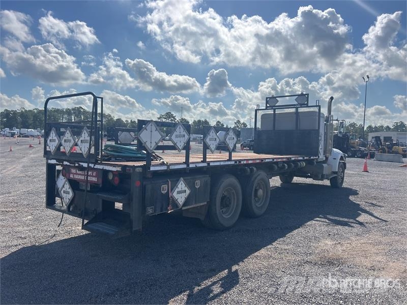 Peterbilt 348 Kamioni sa otvorenim sandukom