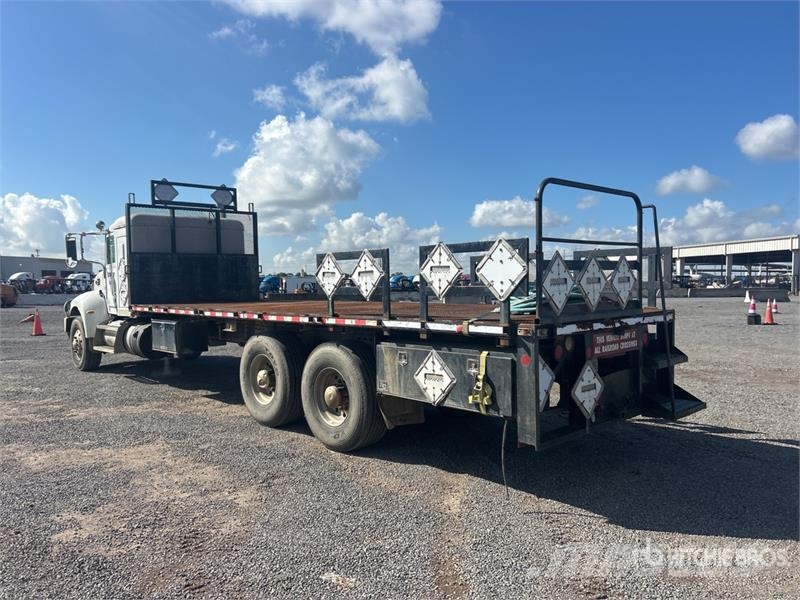 Peterbilt 348 Kamioni sa otvorenim sandukom