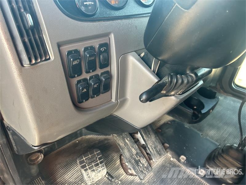 Peterbilt 348 Caminhão-pipa