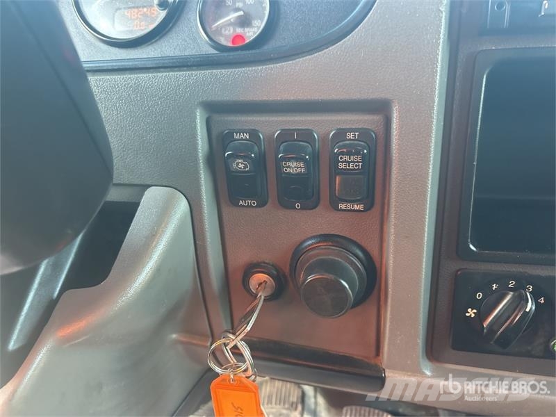 Peterbilt 348 Caminhão-pipa