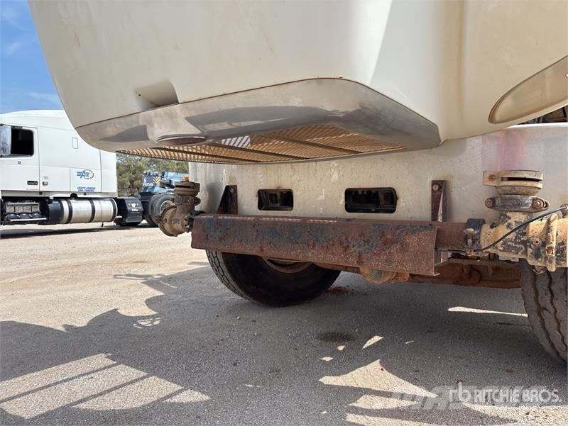 Peterbilt 348 Autocisterne