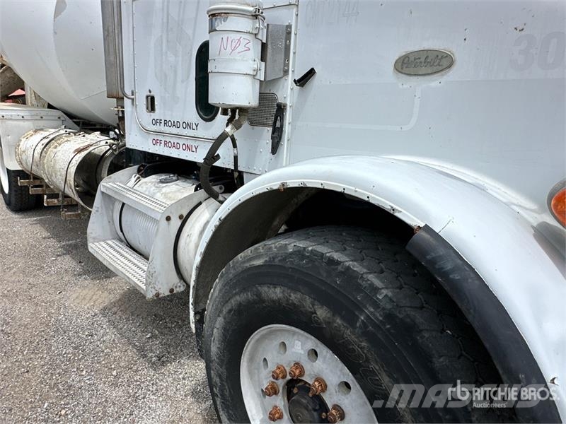 Peterbilt 357 6x4 Mixer Truck Concrete trucks