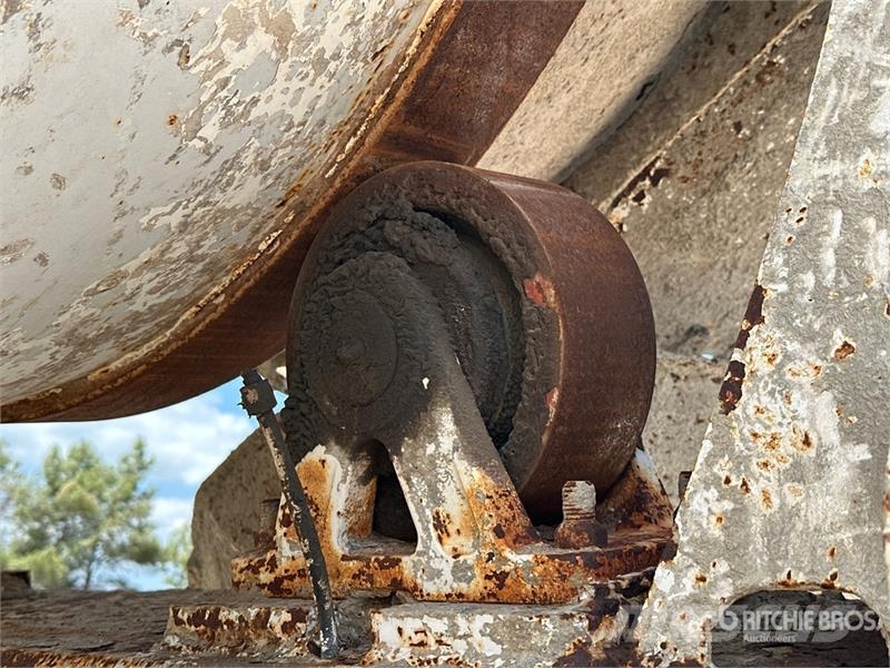 Peterbilt 357 6x4 Mixer Truck Concrete trucks