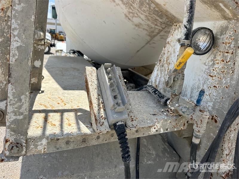 Peterbilt 357 6x4 Mixer Truck Concrete trucks