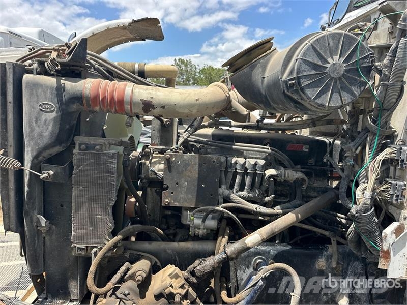 Peterbilt 357 6x4 Mixer Truck Concrete trucks