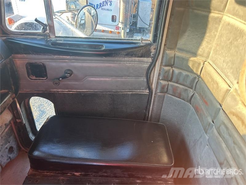 Peterbilt 357 8x4 Mixer Truck Cementbil