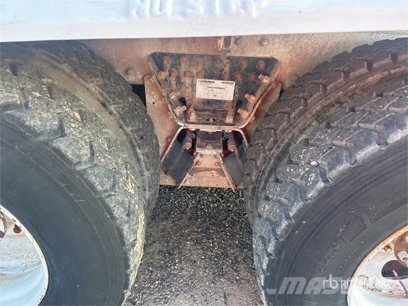 Peterbilt 357 8x4 Mixer Truck Cementbil