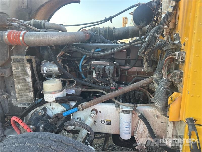 Peterbilt 357 8x4 Mixer Truck Cementbil