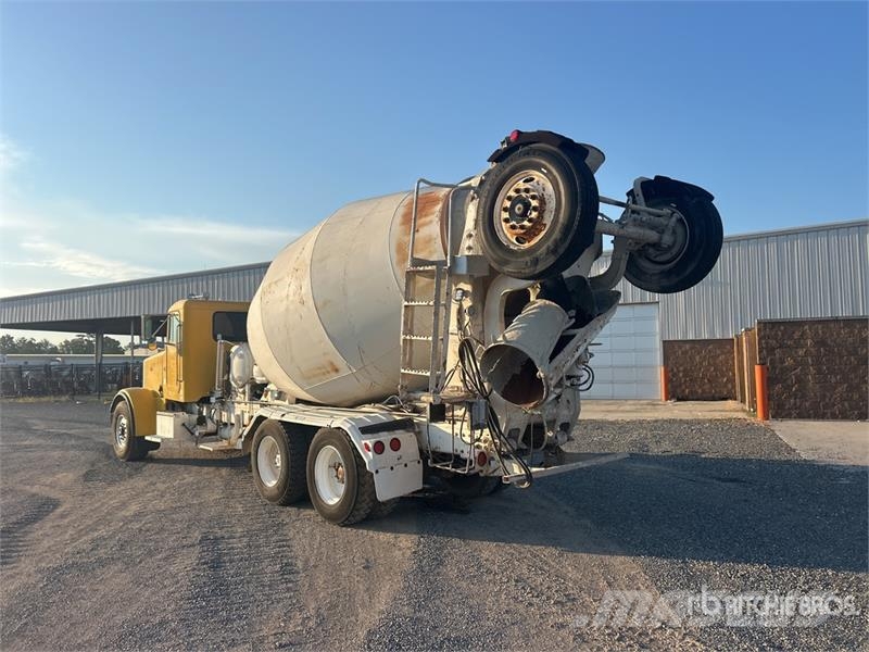 Peterbilt 357 8x4 Mixer Truck Cementbil