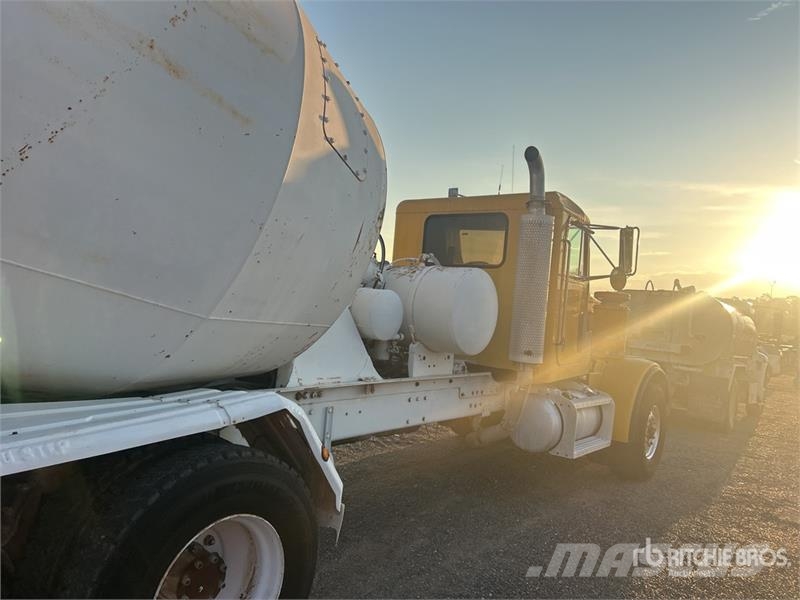 Peterbilt 357 8x4 Mixer Truck Cementbil