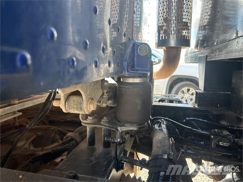 Peterbilt 365 شاحنات قلابة