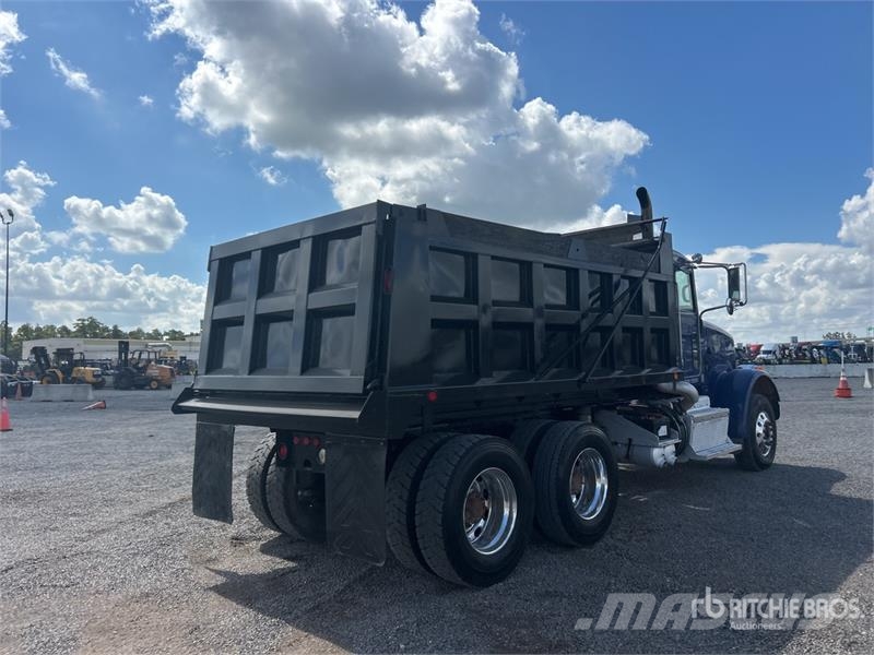 Peterbilt 365 شاحنات قلابة