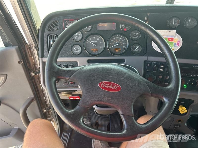 Peterbilt 365 شاحنات قلابة