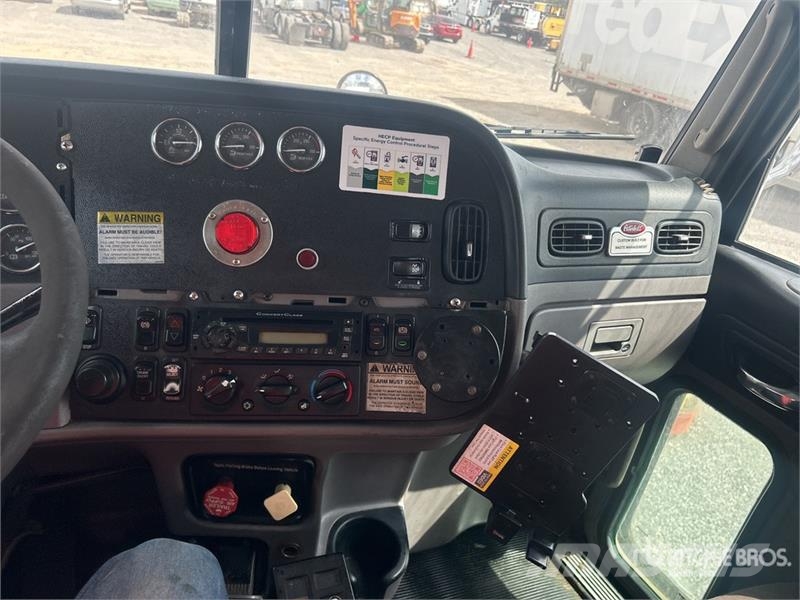 Peterbilt 365 Kipplader