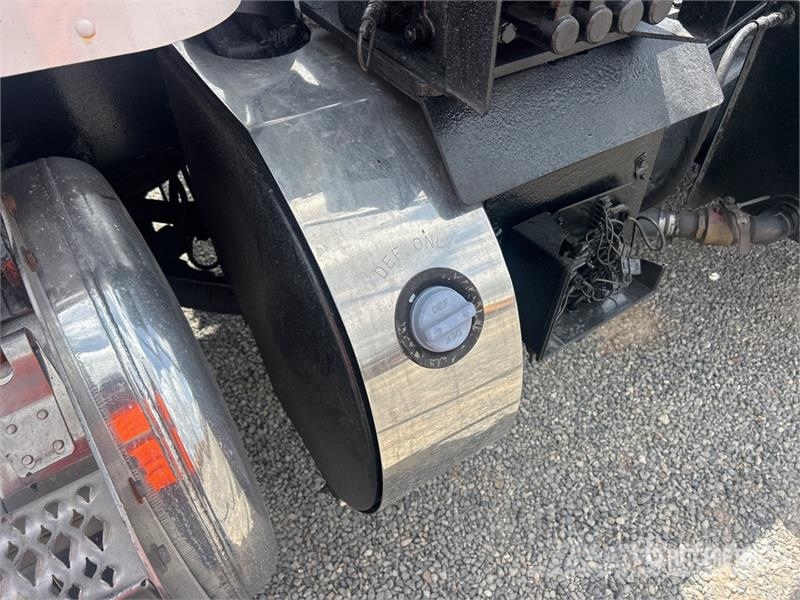 Peterbilt 365 Kipplader