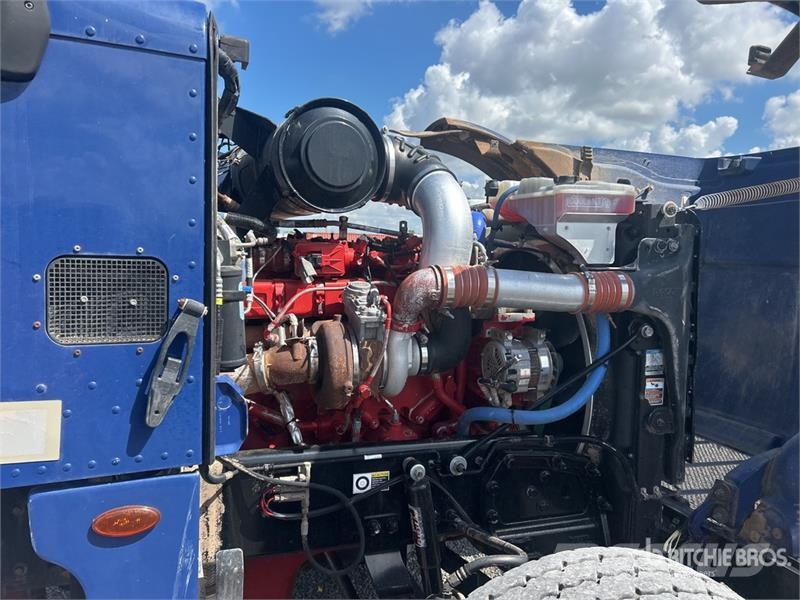 Peterbilt 365 شاحنات قلابة