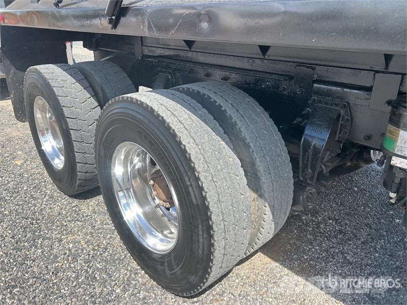 Peterbilt 365 شاحنات قلابة