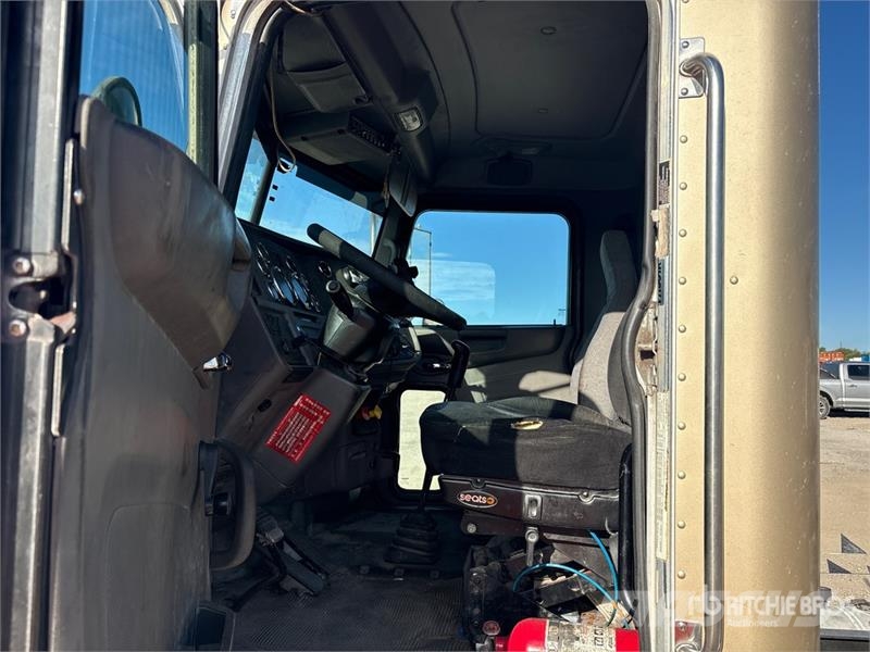 Peterbilt 365 中古トラクターヘッド | トレーラーヘッド