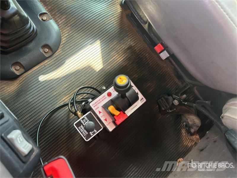 Peterbilt 365 شاحنات قلابة