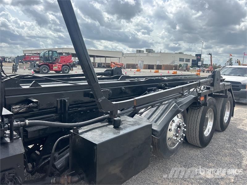 Peterbilt 365 Kipplader