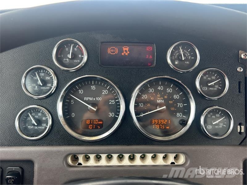 Peterbilt 365 Kipplader