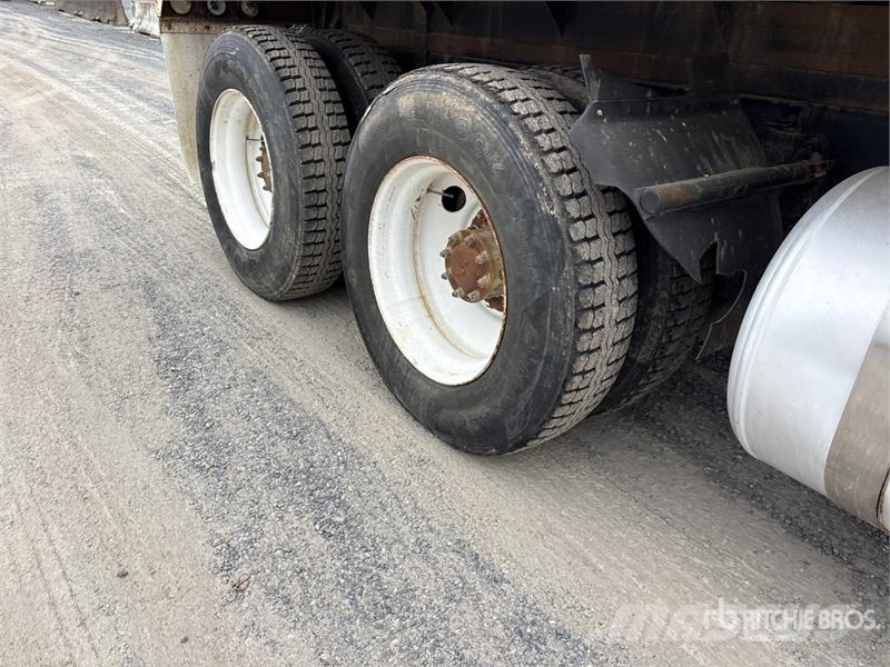 Peterbilt 365 Kipper