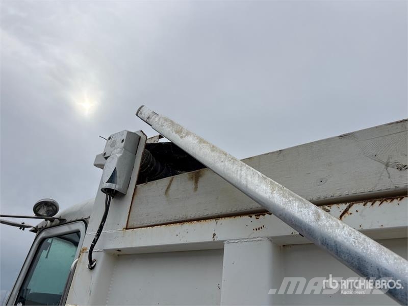 Peterbilt 365 Kipper