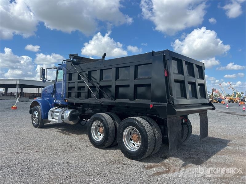 Peterbilt 365 شاحنات قلابة